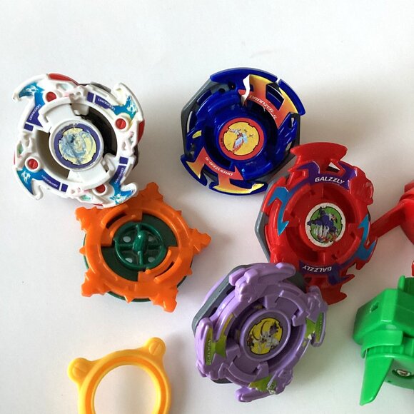 Lot Bundle of Beyblades Spinners Toys Collectable - Picture 2 of 5